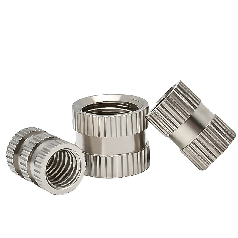 एम्बेडेड इन्सर्ट नट