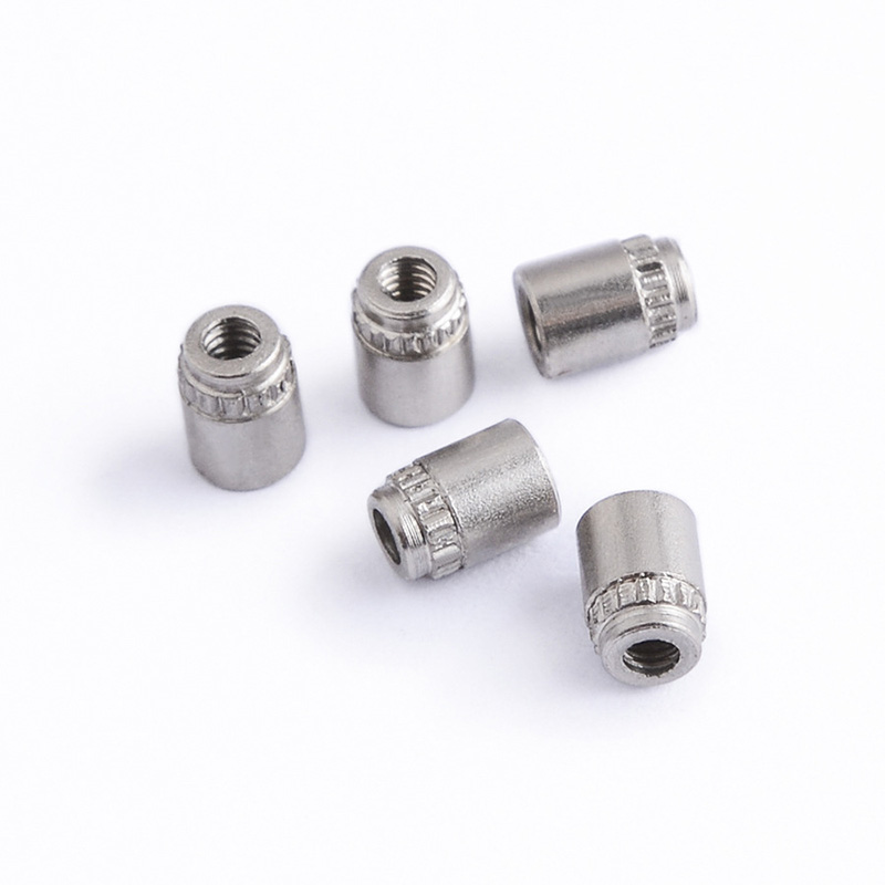 PCB बोर्डासाठी UN riveted स्टड